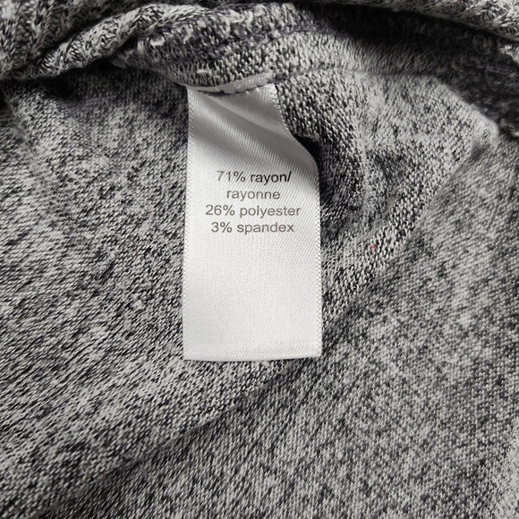 Womens Maurices Light Gray 3/4 Sleeve Sweater Size Small - Picture 4 of 5